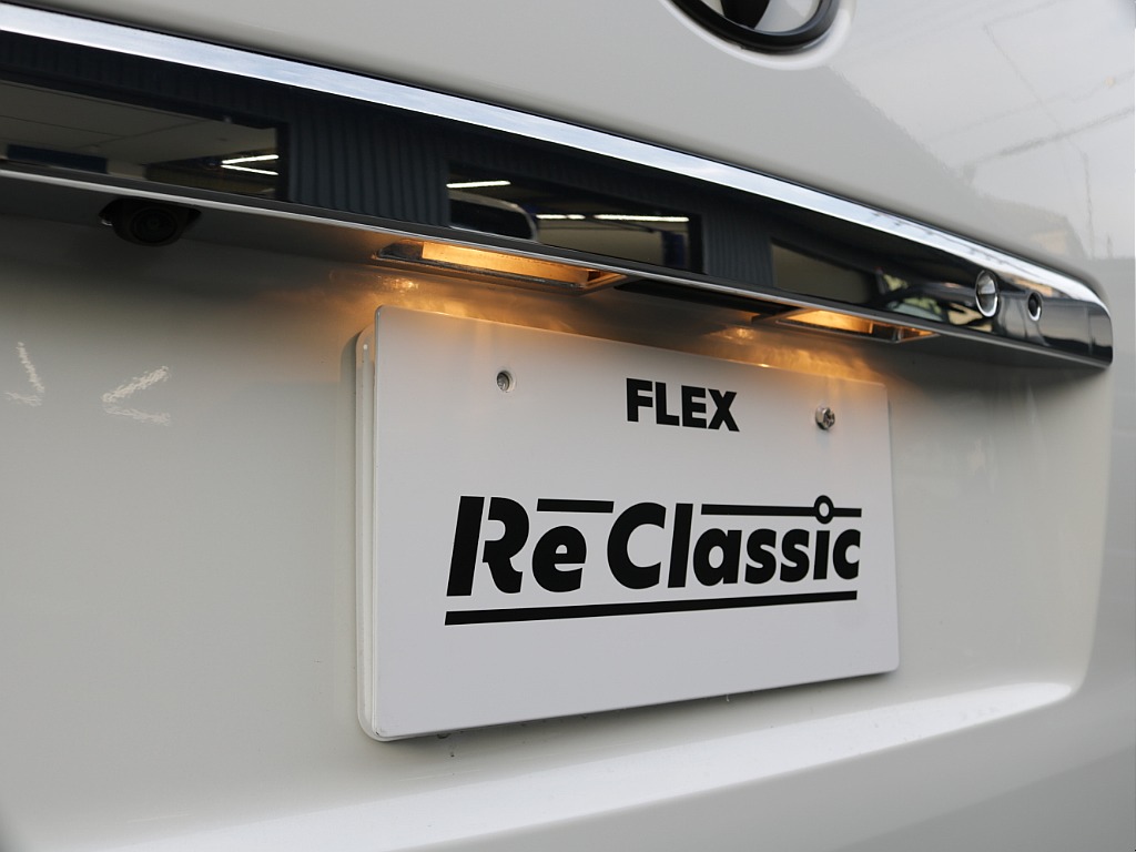 令和５年式ワゴンＧＬ２７００ガソリン４ＷＤシートアレンジＶｅｒ１施工済みＲＥクラシック丸目ライトフェイスチェンジ済み！パナソニック９インチナビパイオニア１３インチフリップダウンモニター装着済み！！