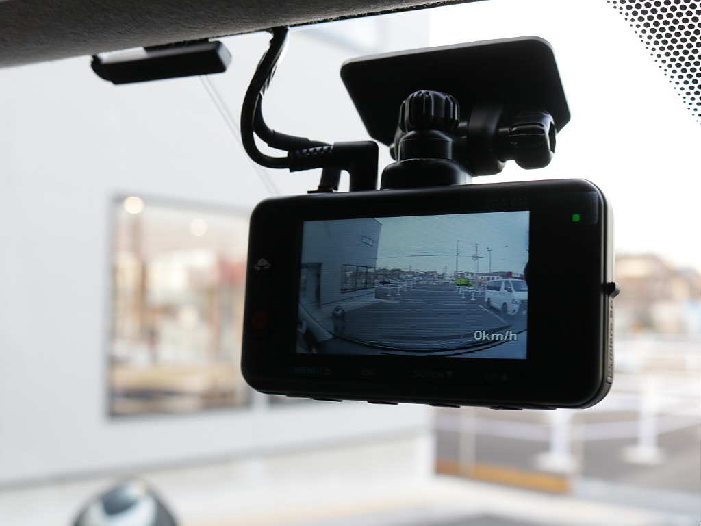 令和５年式ワゴンＧＬ２７００ガソリン４ＷＤシートアレンジＶｅｒ１施工済みＲＥクラシック丸目ライトフェイスチェンジ済み！パナソニック９インチナビパイオニア１３インチフリップダウンモニター装着済み！！