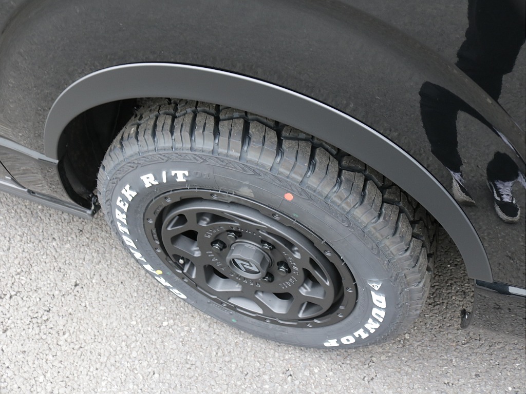 令和８年式ダークプライムⅡ２８００ディーゼル４WDブラックエディション完成！オリジナルフロントバンパーオリジナル１６インチアルミオリジナルオーバーフェンダーオリジナルＬＥＤテールＢＩＧ－Ｘ１１インチ