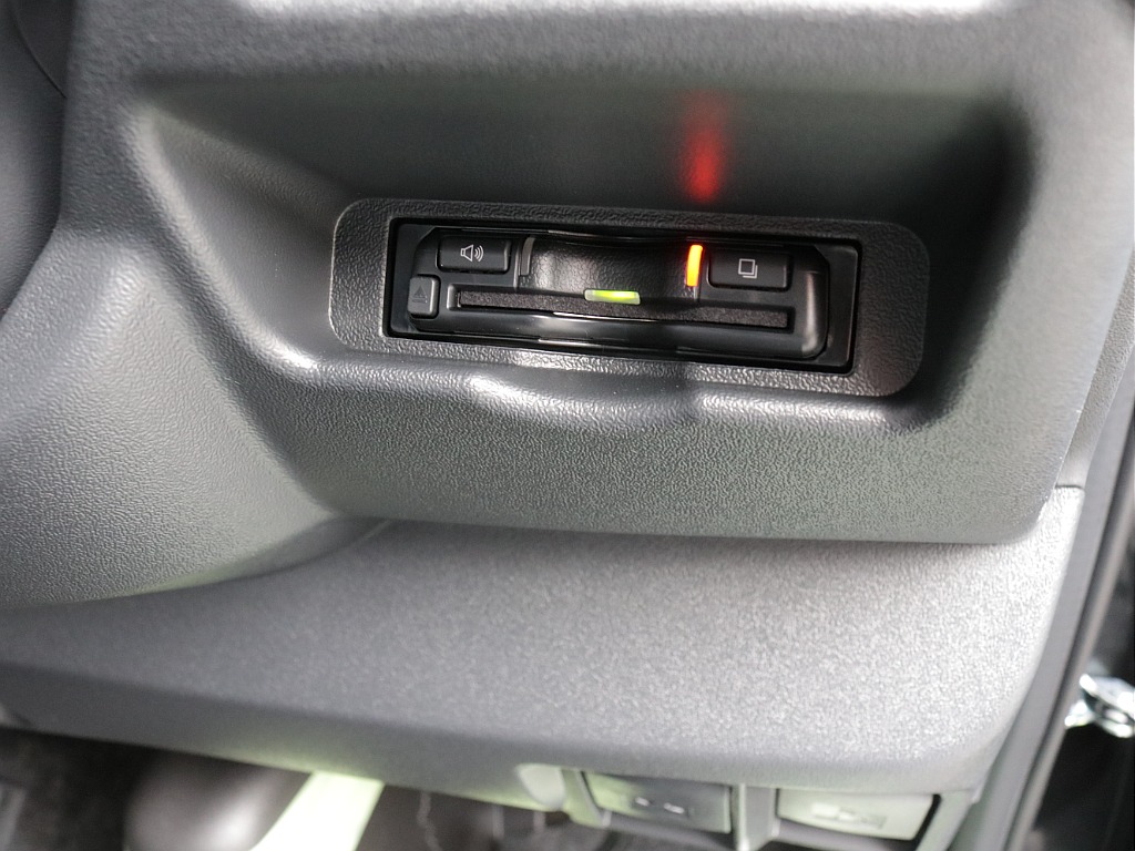 令和８年式ダークプライムⅡ２８００ディーゼル４WDブラックエディション完成！オリジナルフロントバンパーオリジナル１６インチアルミオリジナルオーバーフェンダーオリジナルＬＥＤテールＢＩＧ－Ｘ１１インチ