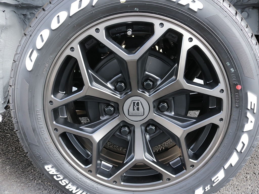 令和８年式ダークプライムⅡ２０００ガソリン２WDカスタム車両入庫！！オリジナルフロントスポイラーオリジナルオーバーフェンダーオリジナルＬＥＤテールオリジナル１７インチアルミアルパインＢＩＧ－Ｘナビ装備