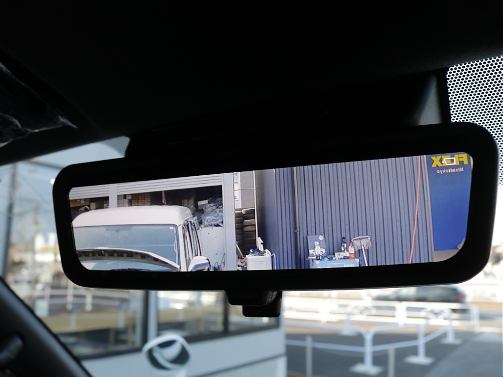 令和８年式ダークプライムⅡ２０００ガソリン２WDカスタム車両入庫！！オリジナルフロントスポイラーオリジナルオーバーフェンダーオリジナルＬＥＤテールオリジナル１７インチアルミアルパインＢＩＧ－Ｘナビ装備