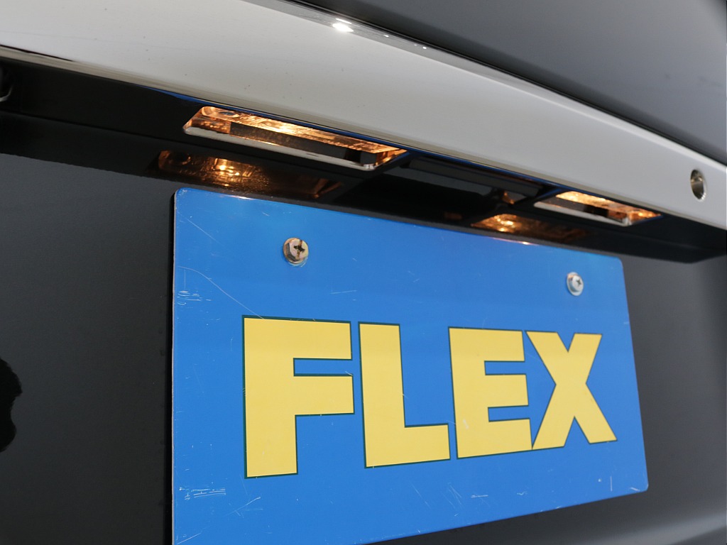 令和７年式ダークプライムⅡ２８００ディーゼルターボ４WDカスタム車両入庫！オリジナルフロントバンパーオリジナルオーバーフェンダーオリジナル１６インチアルミオリジナルＬＥＤテールＢＩＧ－Ｘ１１インチナビ