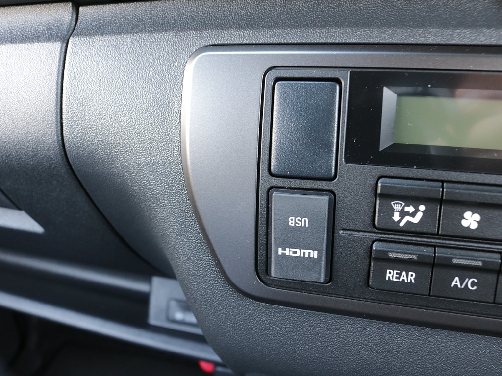 令和７年式ダークプライムⅡ２８００ディーゼルターボ４WDカスタム車両入庫！オリジナルフロントバンパーオリジナルオーバーフェンダーオリジナル１６インチアルミオリジナルＬＥＤテールＢＩＧ－Ｘ１１インチナビ