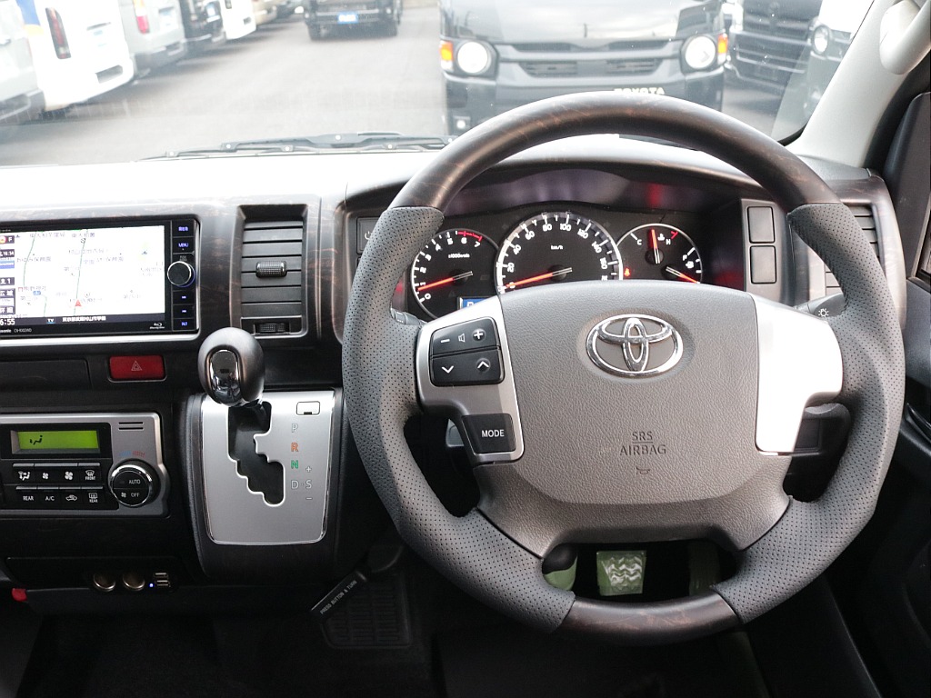 買取直販！２７年式ワゴンＧＬファミリーに好評のＶｅｒ１シートアレンジ施工車両入庫！！オリジナルスポイラー２インチローダウン済みオリジナルオーバーフェンダーオリジナルテールライト新品パーツ多数装備！！