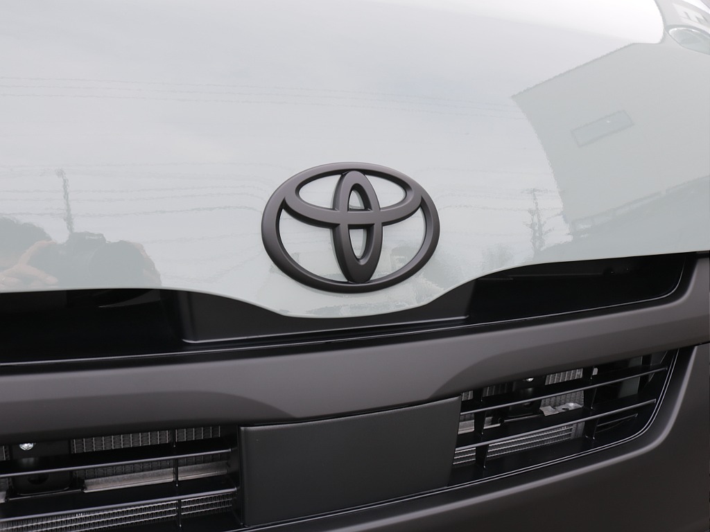 令和７年式アースカラーパッケージ２８００ディーゼル４ＷＤブラックエディション完成！！オリジナルフロントバンパーオリジナルオーバーフェンダーオリジナル１６インチアルミＢＩＧ－Ｘ１１インチナビＥＴＣ２．０