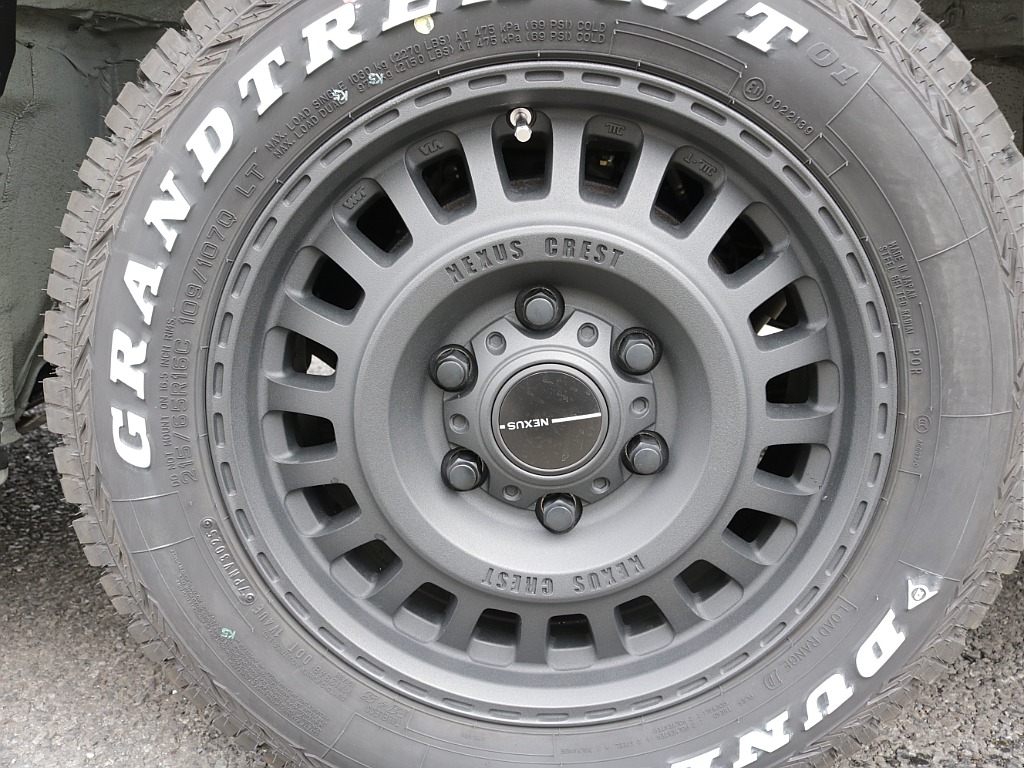 令和７年式アースカラーパッケージ２８００ディーゼル４ＷＤブラックエディション完成！！オリジナルフロントバンパーオリジナルオーバーフェンダーオリジナル１６インチアルミＢＩＧ－Ｘ１１インチナビＥＴＣ２．０