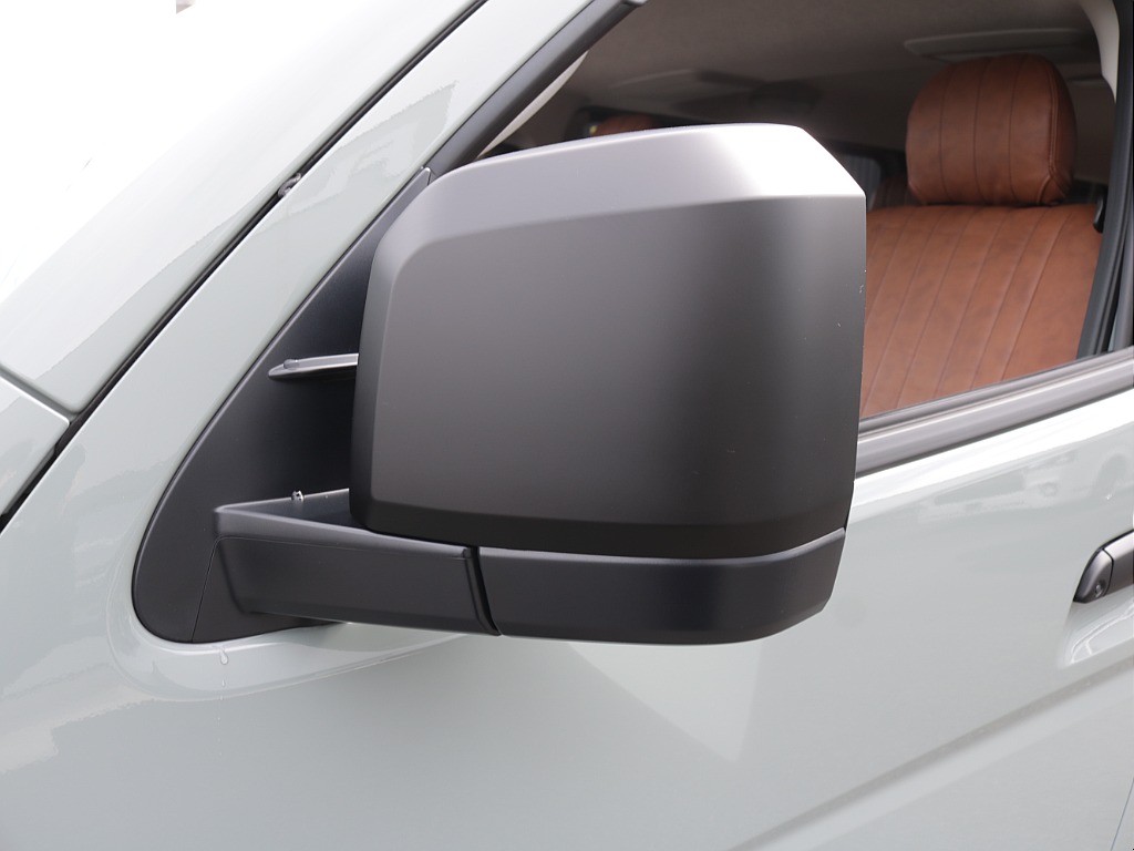 令和７年式アースカラーパッケージ２８００ディーゼル４ＷＤブラックエディション完成！！オリジナルフロントバンパーオリジナルオーバーフェンダーオリジナル１６インチアルミＢＩＧ－Ｘ１１インチナビＥＴＣ２．０