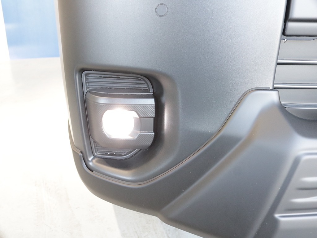 令和８年式アースカラーパッケージ２７００ガソリン４WDオリジナルＲＥクラシック丸目ライトフェイスチェンジ済み！オリジナルフロントバンパーオリジナル１６インチアルミオリジナルベットＫＩＴ装着済み！！