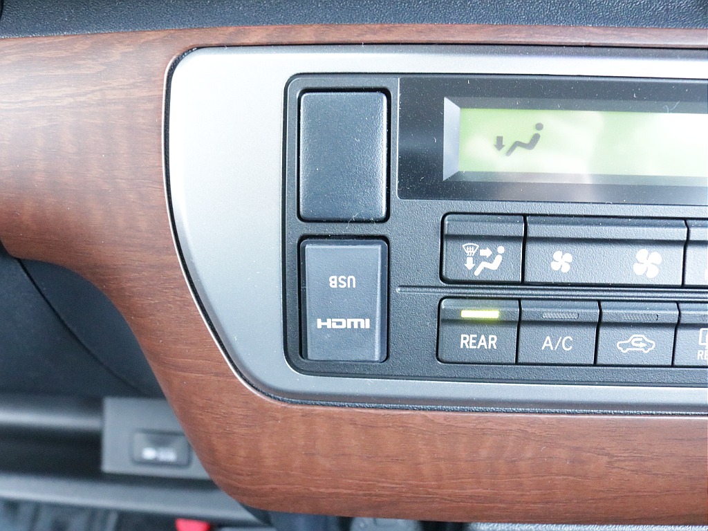 令和８年式アースカラーパッケージ２７００ガソリン４WDオリジナルＲＥクラシック丸目ライトフェイスチェンジ済み！オリジナルフロントバンパーオリジナル１６インチアルミオリジナルベットＫＩＴ装着済み！！