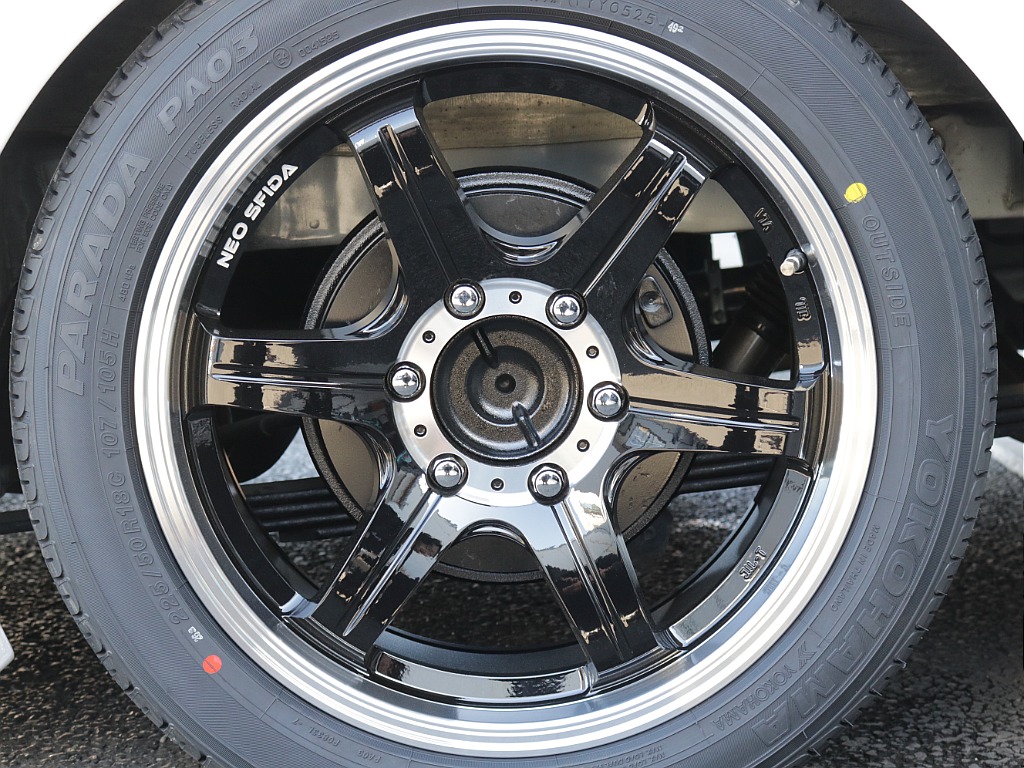 H２９年式ダークプライムカスタム車両入庫！新作１８インチアルミ装備！アルパインBIG-X９インチ、１２．８フリップダウン装備！！