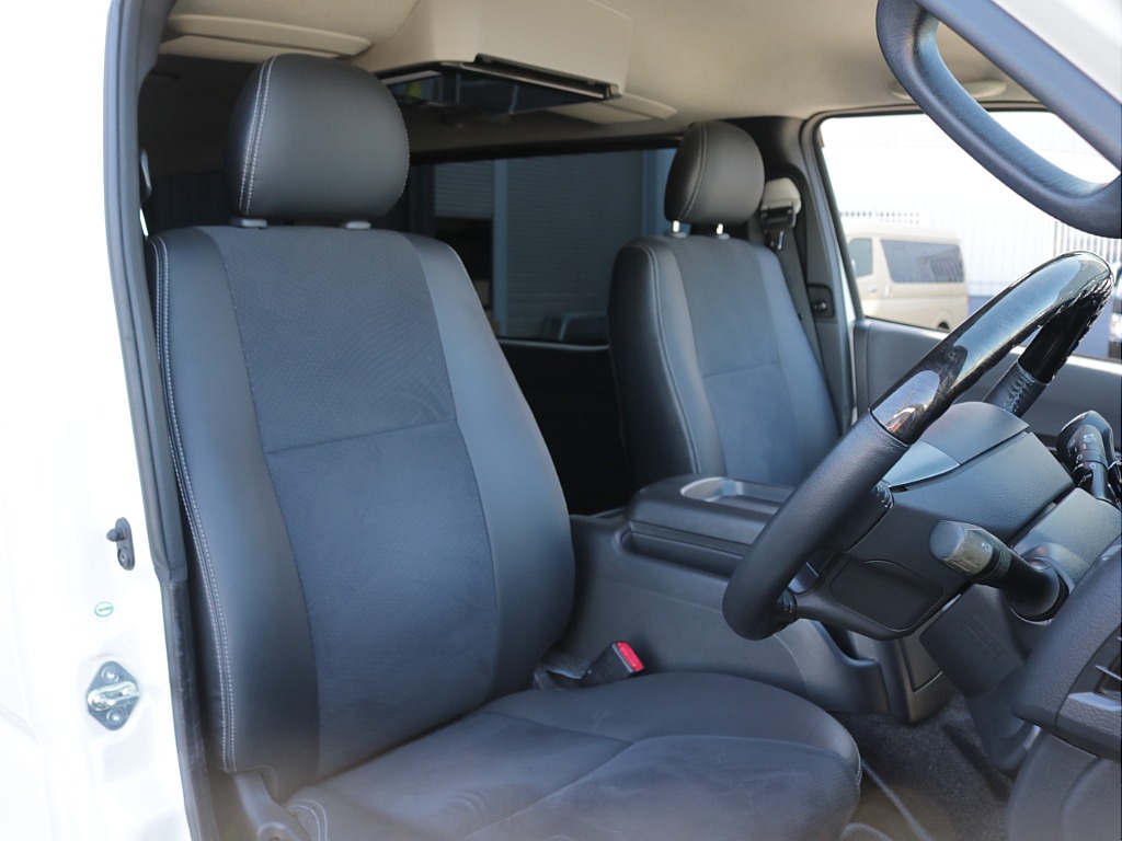 H２９年式ダークプライムカスタム車両入庫！新作１８インチアルミ装備！アルパインBIG-X９インチ、１２．８フリップダウン装備！！