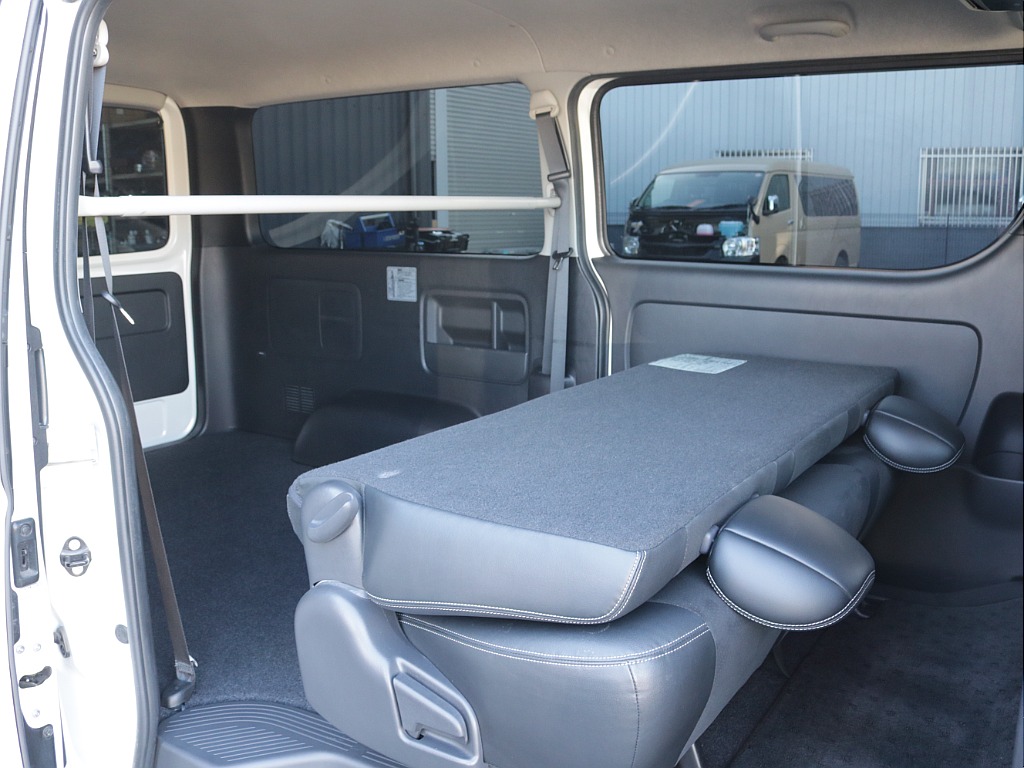 H２９年式ダークプライムカスタム車両入庫！新作１８インチアルミ装備！アルパインBIG-X９インチ、１２．８フリップダウン装備！！