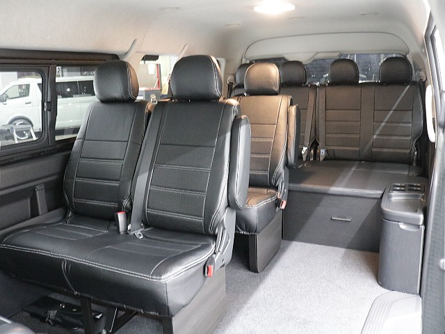 全席新品オリジナルシートカバー装着済み！！