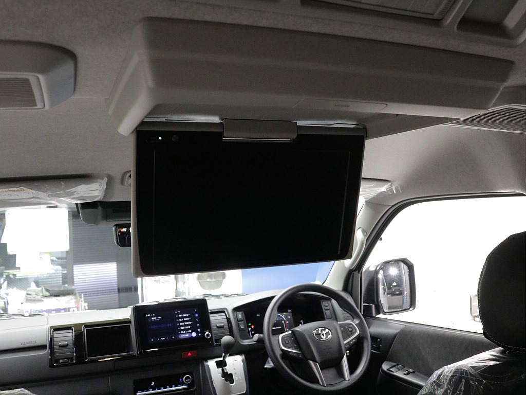 ８インチディスプレイオーディオ純正フリップダウンモニター装着済み！！