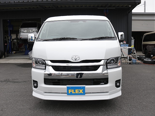 シンプルなフロントマスクになります！！