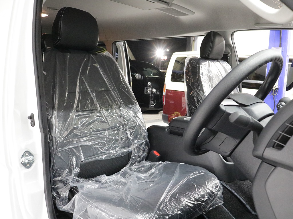 新車９型モデルワゴンＧＬ２７００ガソリン４ＷＤカスタム車両入庫！！新品オリジナルフロントスポイラー新品オーバーフェンダー新品１７インチアルミ新品ナスカー１７インチタイヤオリジナルベットＫＩＴ装備！！