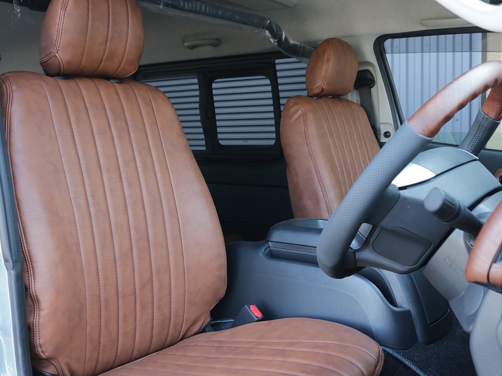 令和８年式アースカラーパッケージ２７００ガソリン４ＷＤ！ＲＥクラシック丸目ライト施工！ＢＩＧ－Ｘ１１インチＳＤナビ装備！新品パーツ多数装備！