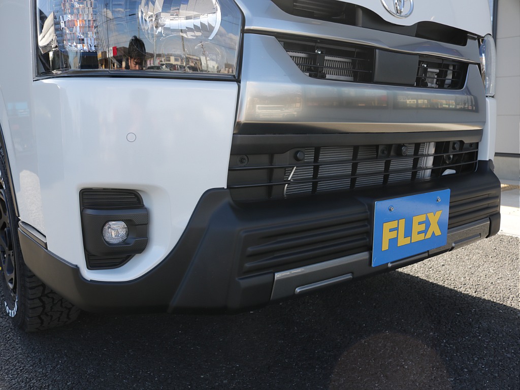 令和７年式ハイエースＶダークプライムＳ２８００ディーゼルターボカスタム車両入庫！！新品オリジナルフロントバンパー新品オリジナル１６インチアルミ新品オリジナルＬＥＤテール新品アルパインＢＩＧーＸナビ装備