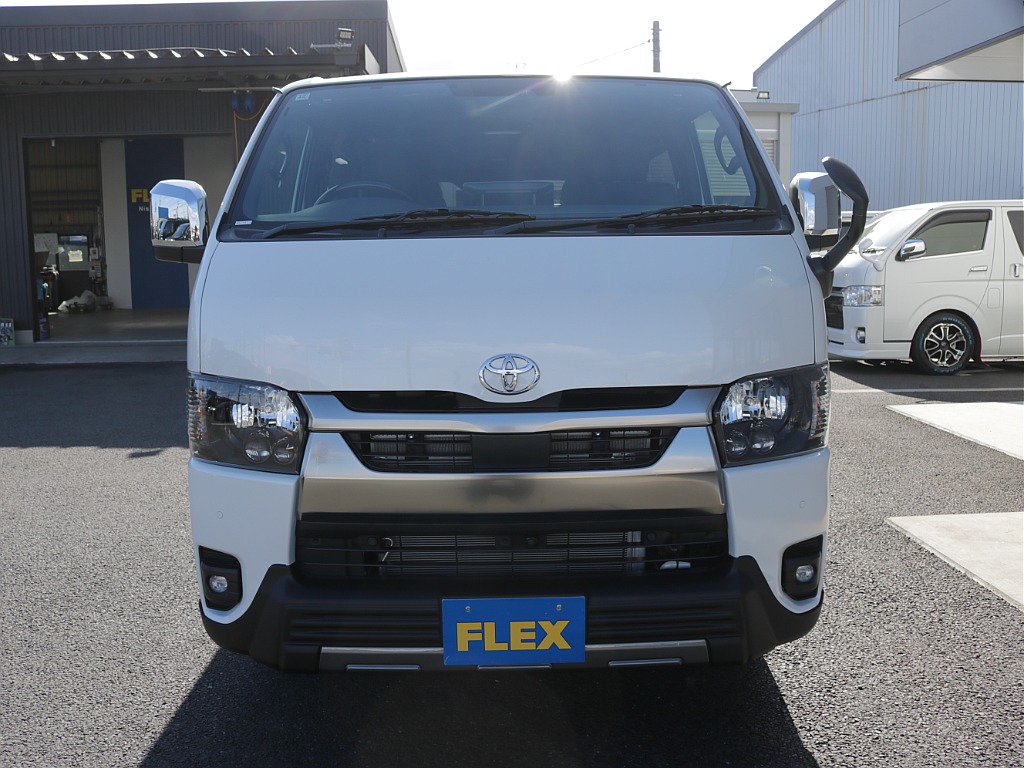 引き締まったフロント」マスクになります！！