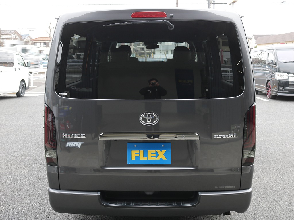 シンプルなリアビューになります！！