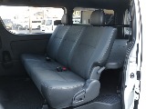 令和８年式ハイエースＶダークプライムⅡ２０００ガソリン２ＷＤカスタム車両入庫！オリジナルスポイラーオリジナルオーバーフェンダーオリジナルＬＥＤテールオリジナル１７インチアルミアルパインＢＩＧ－Ｘナビ！