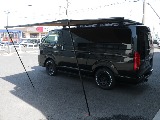令和３年式ダークプライムⅡ２８００ディーゼル４WDユーアイビークルカスタム車両入庫！！ユーアイ２段ベットＫＩＴセカンドシート移動レール床張り施工済みサブバッテリーシステムインバーター外部電源装着済み！