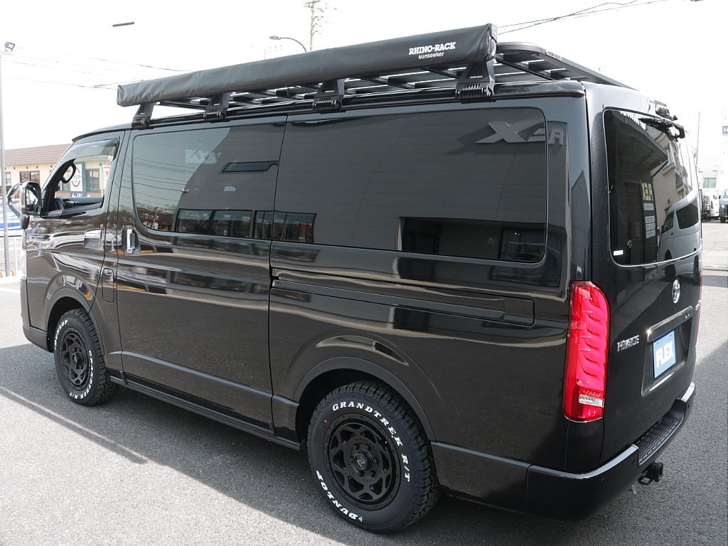 リアフィルム５面ブラック施工済み！！