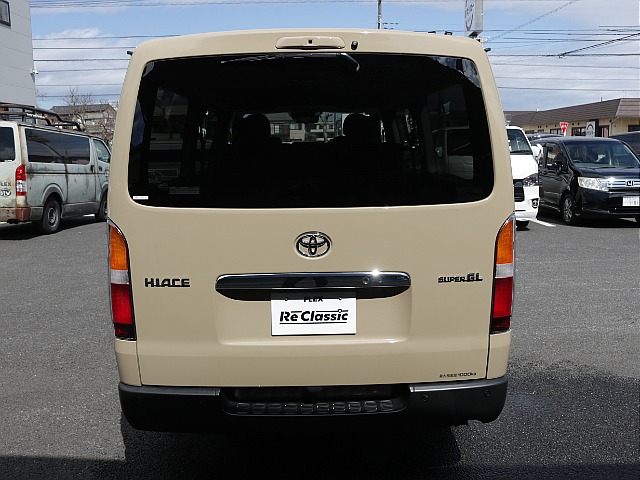 シンプルなリアビューになります！！