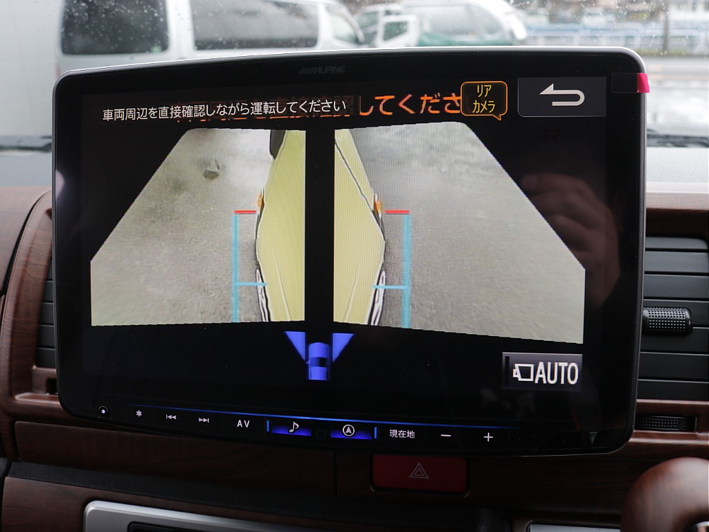 令和８年式ハイエースVアースカラーパッケージＲＥクラシック丸目ライトフェイスチェンジ済み！新品クロスカントリー１６インチアルミ新品オリジナルＬＥＤテール新品シートカバー新品ベット新品ＢＩＧ－Ｘナビ装備