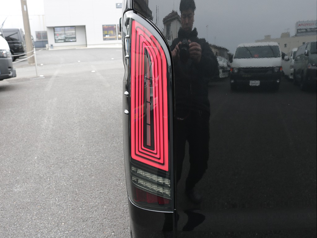 令和６年式ワゴンＧＬ２７００ガソリンフレックスカスタム車両入庫！オリジナルフロントスポイラー新品オリジナル１７インチアルミ新品オリジナルＬＥＤテールアルパインＢＩＧ－Ｘ１１インチナビフリップダウン装備