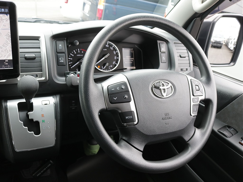 令和６年式ワゴンＧＬ２７００ガソリンフレックスカスタム車両入庫！オリジナルフロントスポイラー新品オリジナル１７インチアルミ新品オリジナルＬＥＤテールアルパインＢＩＧ－Ｘ１１インチナビフリップダウン装備