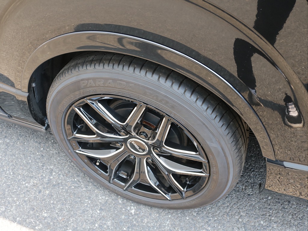 令和４年式ワゴンＧＬ４ＷＤファミリーに好評のＶｅｒ１シートアレンジ施工済み！オリジナルフロントスポイラーオリジナル１８インチアルミアルパインＢＩＧ－Ｘ１１インチナビフリップダウンモニター装着済み！！