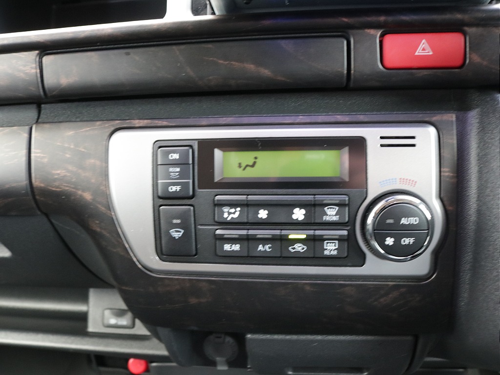 令和４年式ワゴンＧＬ４ＷＤファミリーに好評のＶｅｒ１シートアレンジ施工済み！オリジナルフロントスポイラーオリジナル１８インチアルミアルパインＢＩＧ－Ｘ１１インチナビフリップダウンモニター装着済み！！