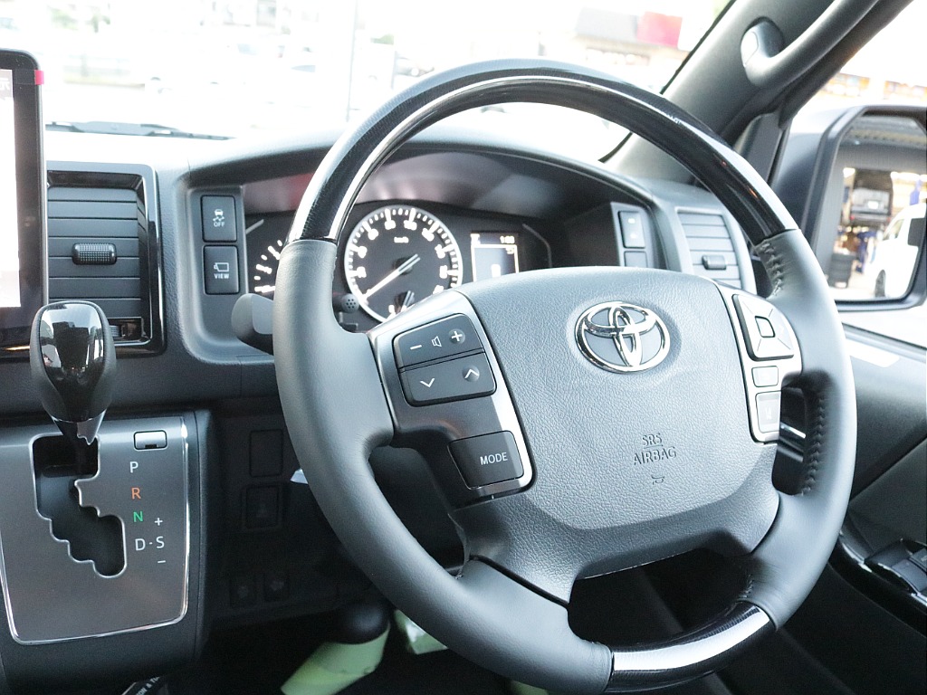 令和７年式ダークプライムＳ２８００ディーゼル４ＷＤカスタム車両入庫！！インナーブラックライト加工新品オリジナル１６インチアルミ新品オリジナルＬＥＤテールライト新品ベットＫＩＴ新品ＢＩＧ－Ｘ１１インチ