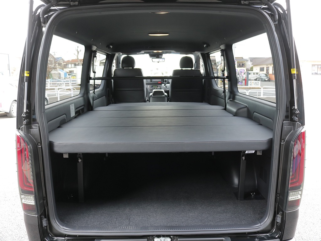 令和７年式ダークプライムＳ２８００ディーゼル４ＷＤカスタム車両入庫！！インナーブラックライト加工新品オリジナル１６インチアルミ新品オリジナルＬＥＤテールライト新品ベットＫＩＴ新品ＢＩＧ－Ｘ１１インチ