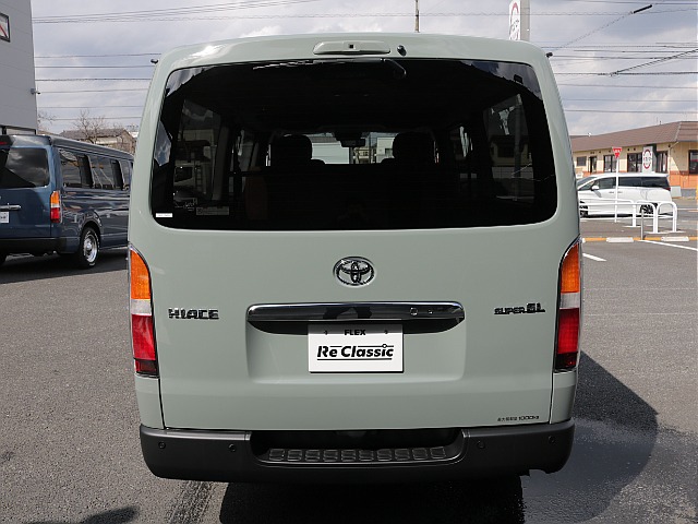 シンプルなリアビューになります！！