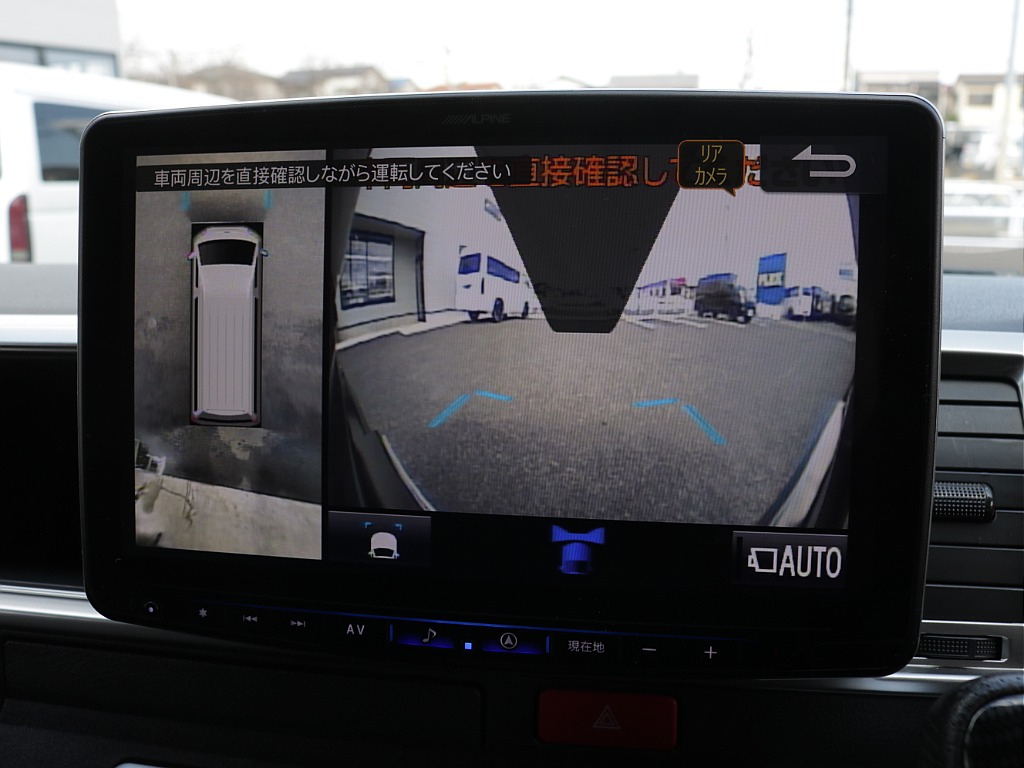 令和６年式ハイエースワゴンＧＬ４ＷＤファミリーに好評のリラクシングシートアレンジ施工済み！オリジナルフロントスポイラーオリジナル１７インチアルミオリジナルＬＥＤテールアルパインＢＩＧ－Ｘ１１インチ装備