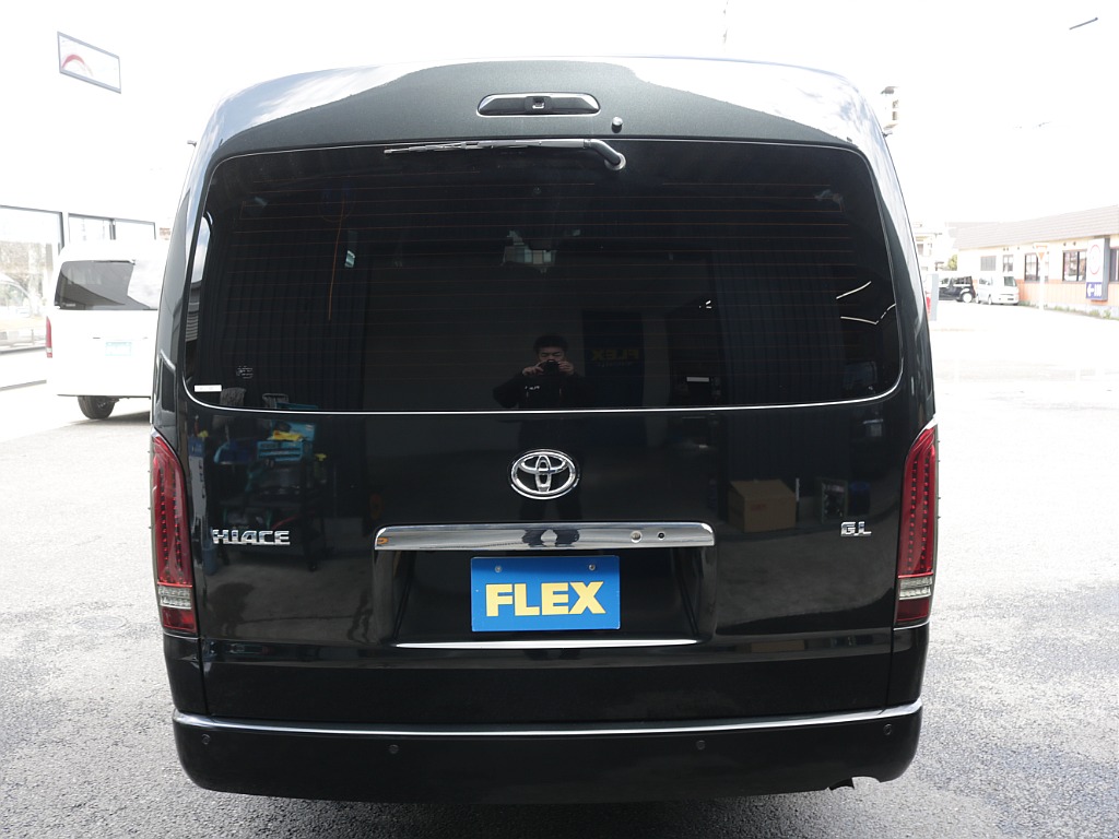 シンプルなリアビューになります！！