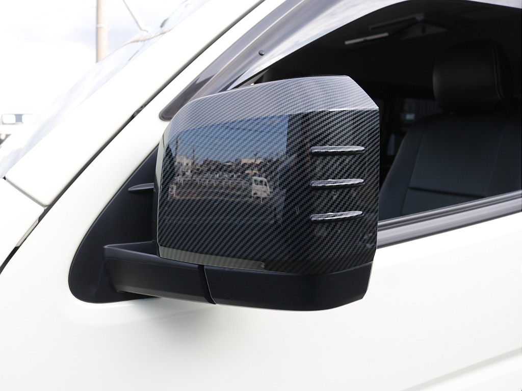 令和４年式ハイエースワゴンＧＬ４ＷＤファミリーに好評のアレンジＡＳシートアレンジ入庫！廃盤カラーライトイエローブラックエディション！エクストリームＪ１６インチアルミパナソニック９インチナビ装備！！