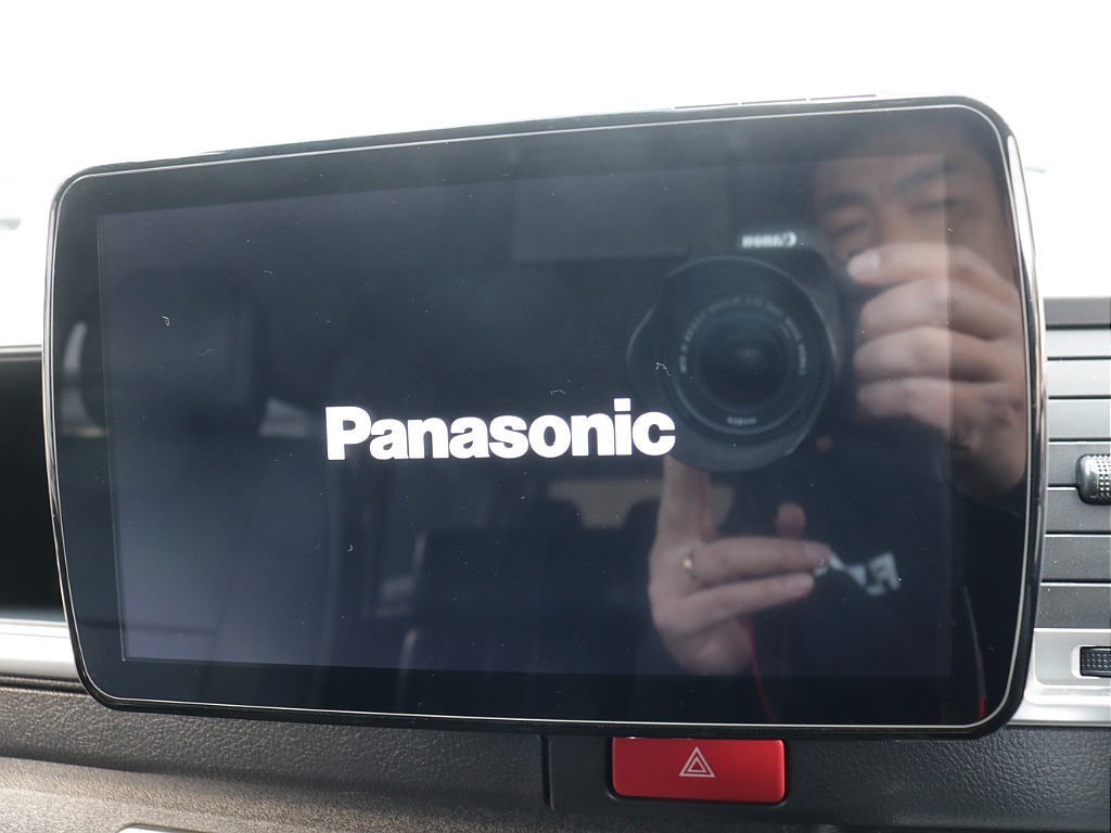 令和４年式ハイエースワゴンＧＬ４ＷＤファミリーに好評のアレンジＡＳシートアレンジ入庫！廃盤カラーライトイエローブラックエディション！エクストリームＪ１６インチアルミパナソニック９インチナビ装備！！