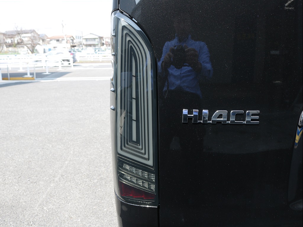 新車９型モデルダークプライムⅡ２０００ガソリン２WDカスタム車両入庫！！オリジナルフロントスポイラーオリジナル１７インチアルミオリジナルＬＥＤテールライトオリジナルオーバーフェンダーオリジナルベット！