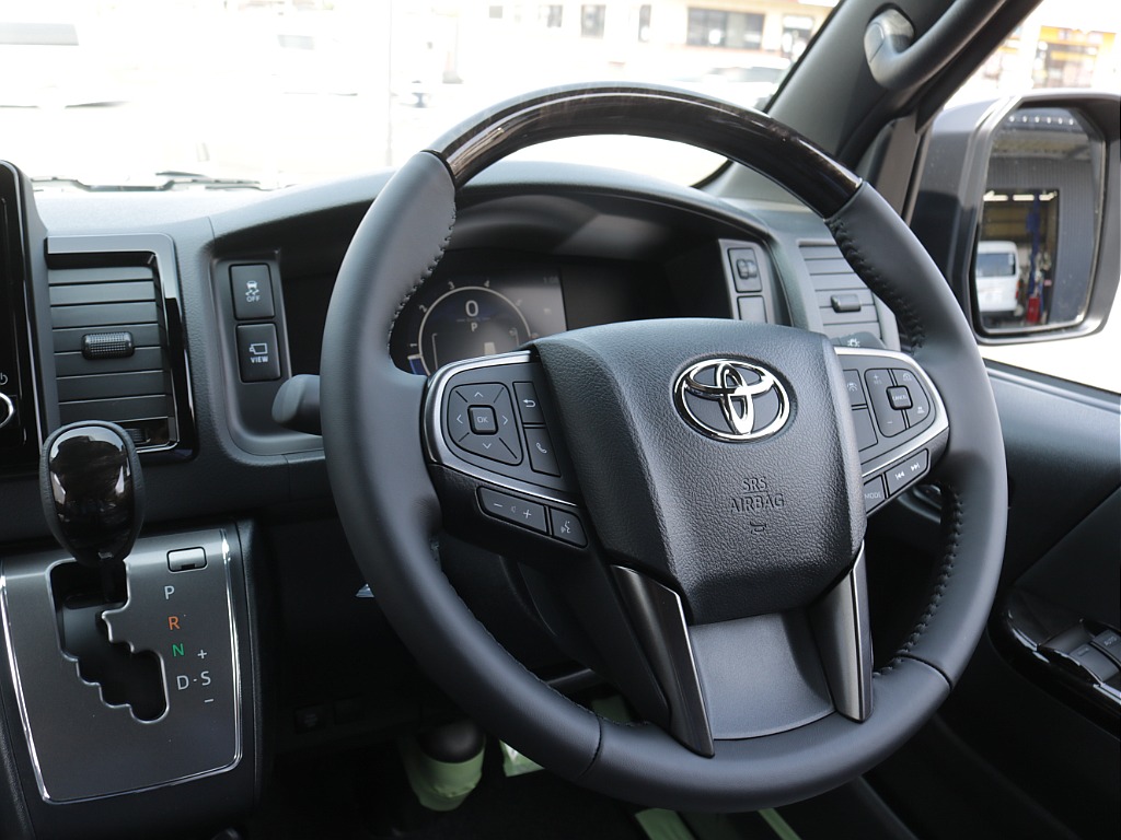 新車９型モデルダークプライムⅡ２０００ガソリン２WDカスタム車両入庫！！オリジナルフロントスポイラーオリジナル１７インチアルミオリジナルＬＥＤテールライトオリジナルオーバーフェンダーオリジナルベット！