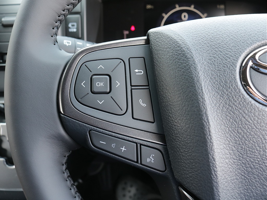 新車９型モデルダークプライムⅡ２０００ガソリン２WDカスタム車両入庫！！オリジナルフロントスポイラーオリジナル１７インチアルミオリジナルＬＥＤテールライトオリジナルオーバーフェンダーオリジナルベット！