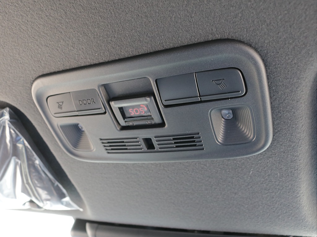 新車９型モデルダークプライムⅡ２０００ガソリン２WDカスタム車両入庫！！オリジナルフロントスポイラーオリジナル１７インチアルミオリジナルＬＥＤテールライトオリジナルオーバーフェンダーオリジナルベット！