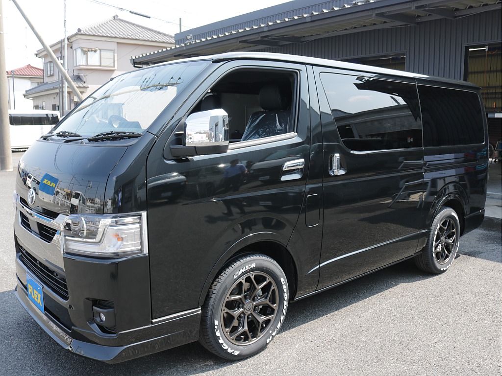 人気のブラックマイカカスタム車両になります！！