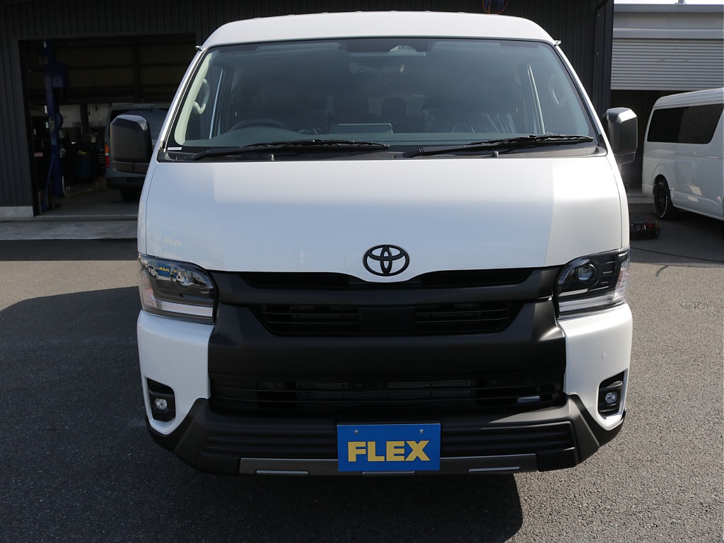 引き締まったフロントマスクになります！！