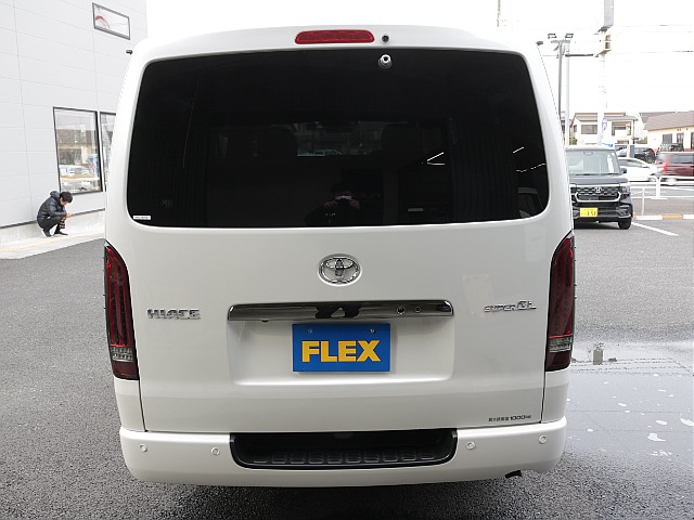 シンプルなリアビューになります！！