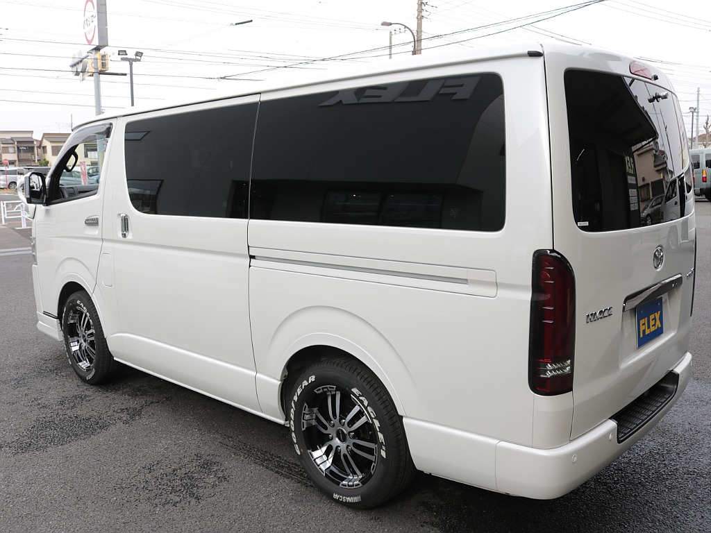 リアフィルム５面ブラック施工済み！！