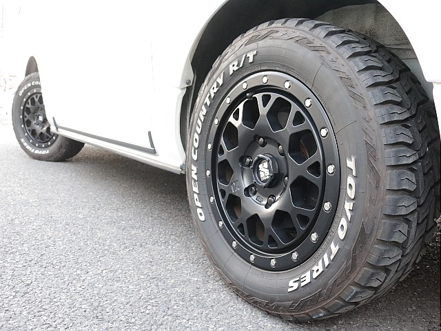 エクストリームＪ　１６インチアルミ装着済み！！